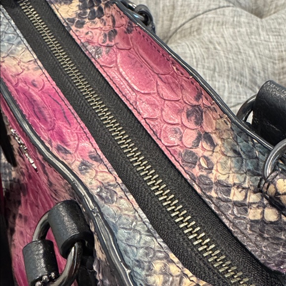 Coach Bag Crosby Python Embossed Leather Carryall Small Purple Pink Tote Rare - Picture 12 of 17
